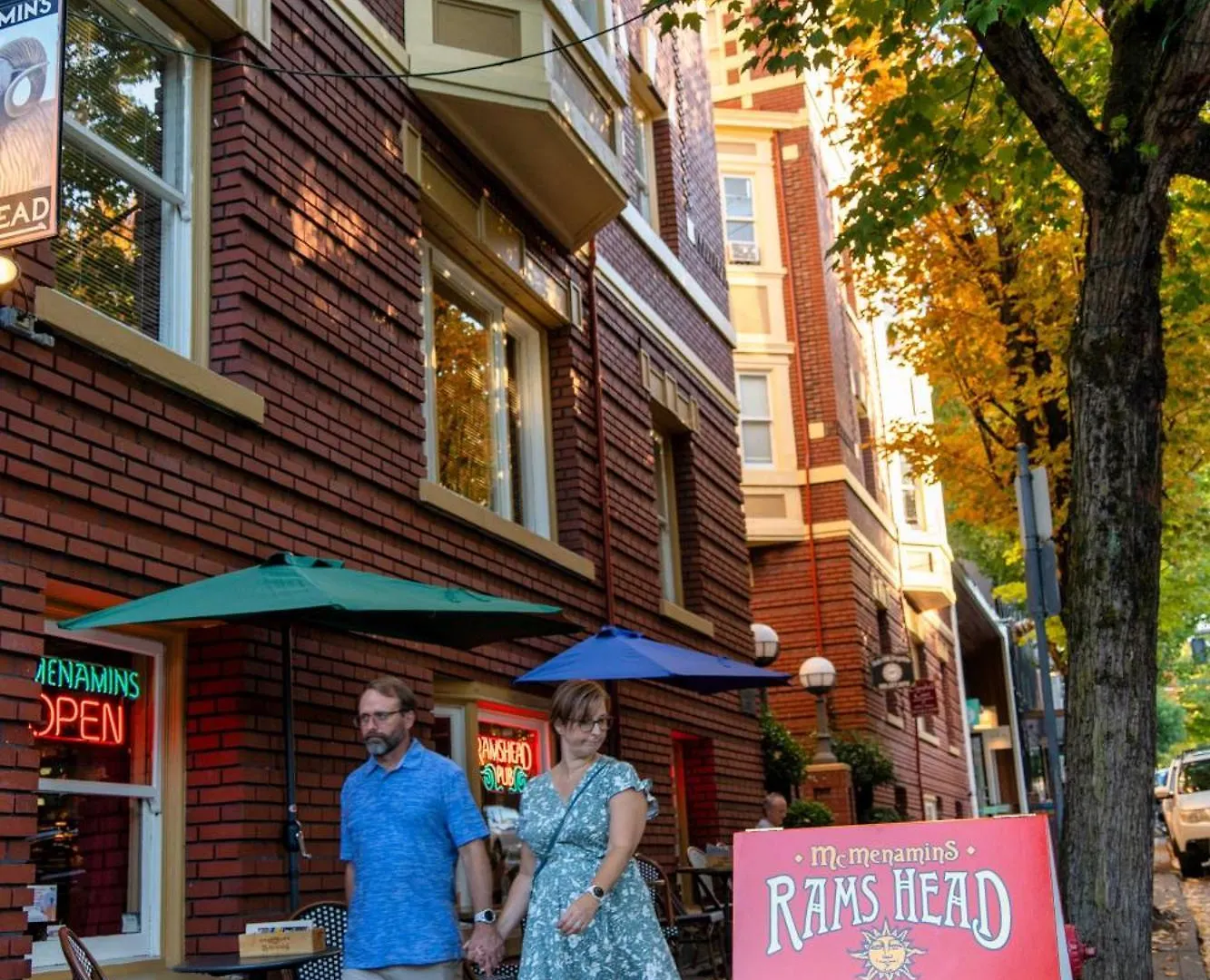 Stay Portland - The Retrouvailles Suite- Espresso & Craft Brews